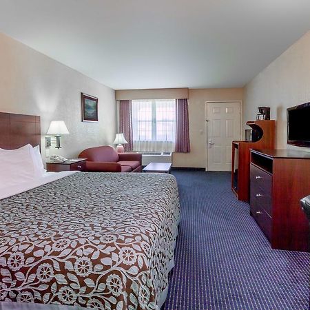 Days Inn Gun Barrel City Zewnętrze zdjęcie